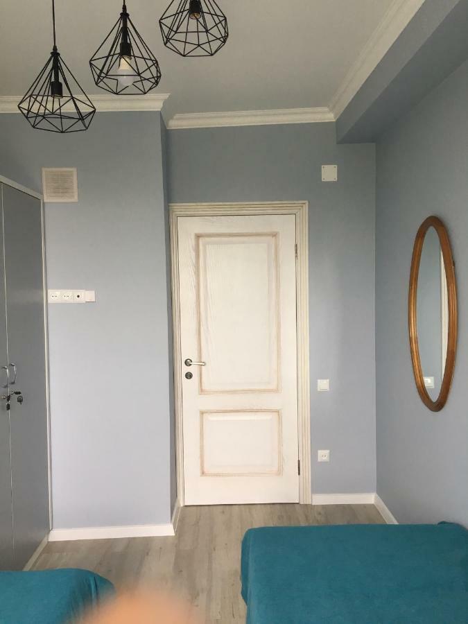Hostel - Guest House Meyman Almaty Bagian luar foto
