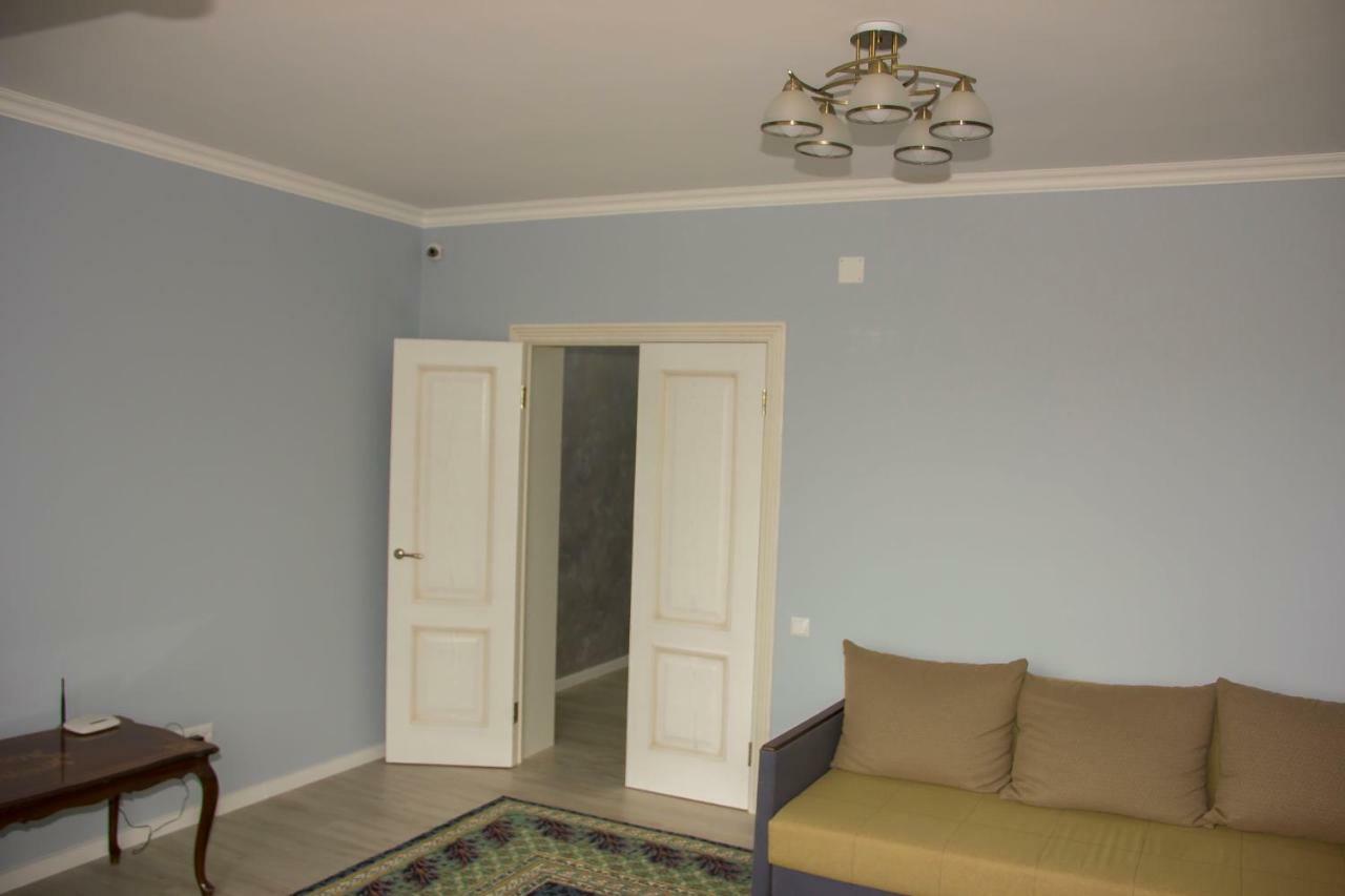 Hostel - Guest House Meyman Almaty Bagian luar foto