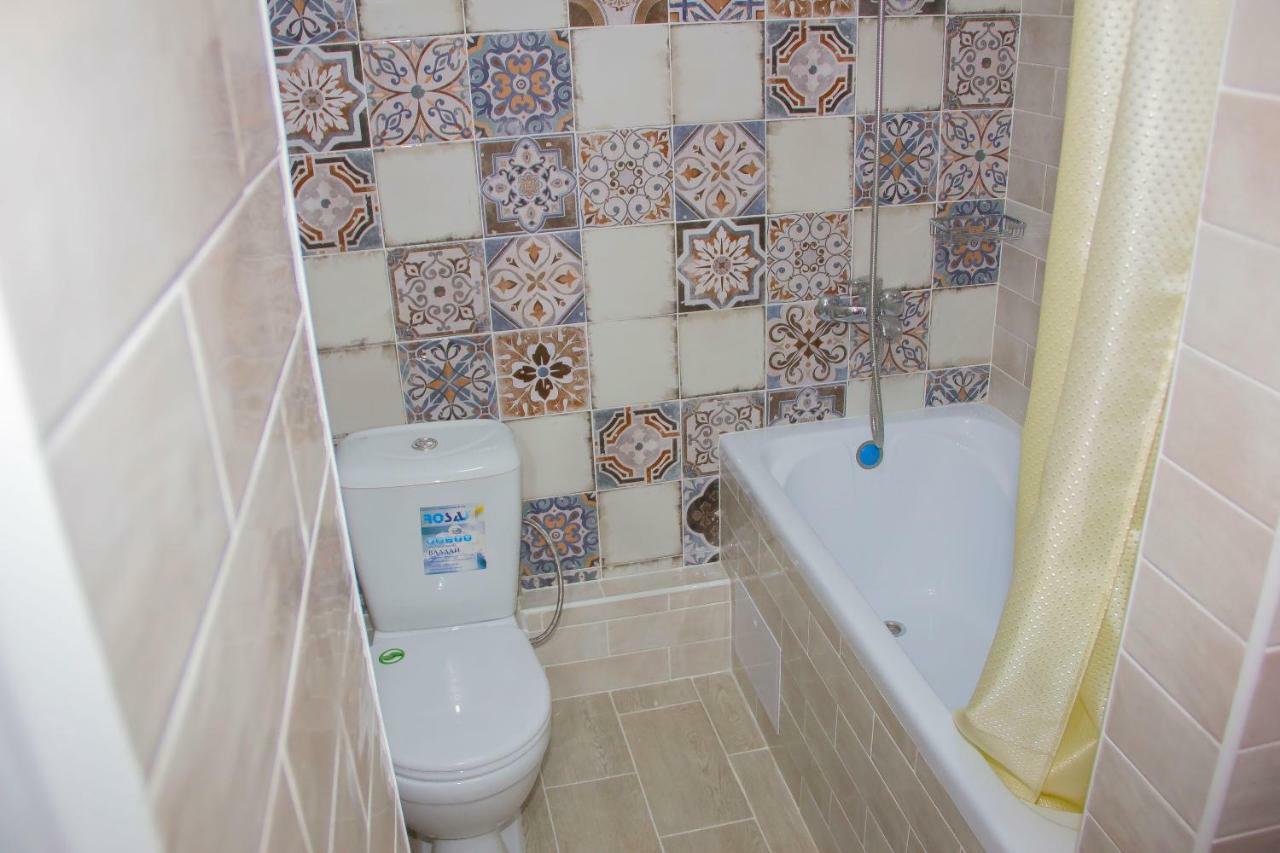 Hostel - Guest House Meyman Almaty Bagian luar foto